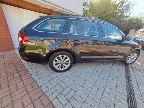 https://www.hollandrcars.cz/image_store/system/0000/0000/383_d--fotka-mobile.jpg