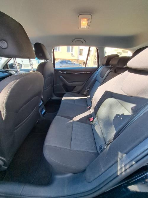 https://www.hollandrcars.cz/image_store/system/0000/0000/389_d--fotka-mobile.jpg
