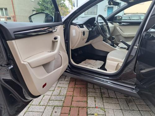 https://www.hollandrcars.cz/image_store/system/0000/0000/412_d--fotka-mobile.jpg
