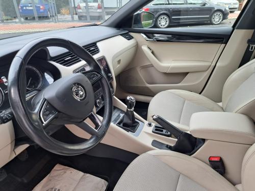 https://www.hollandrcars.cz/image_store/system/0000/0000/413_d--fotka-mobile.jpg
